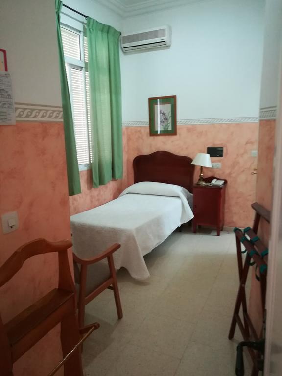 Nuevo Hotel Jerez de la Frontera Bagian luar foto