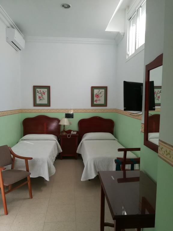 Nuevo Hotel Jerez de la Frontera Bagian luar foto