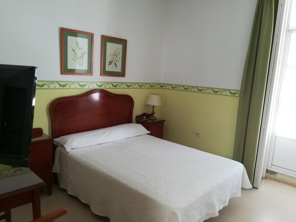 Nuevo Hotel Jerez de la Frontera Bagian luar foto