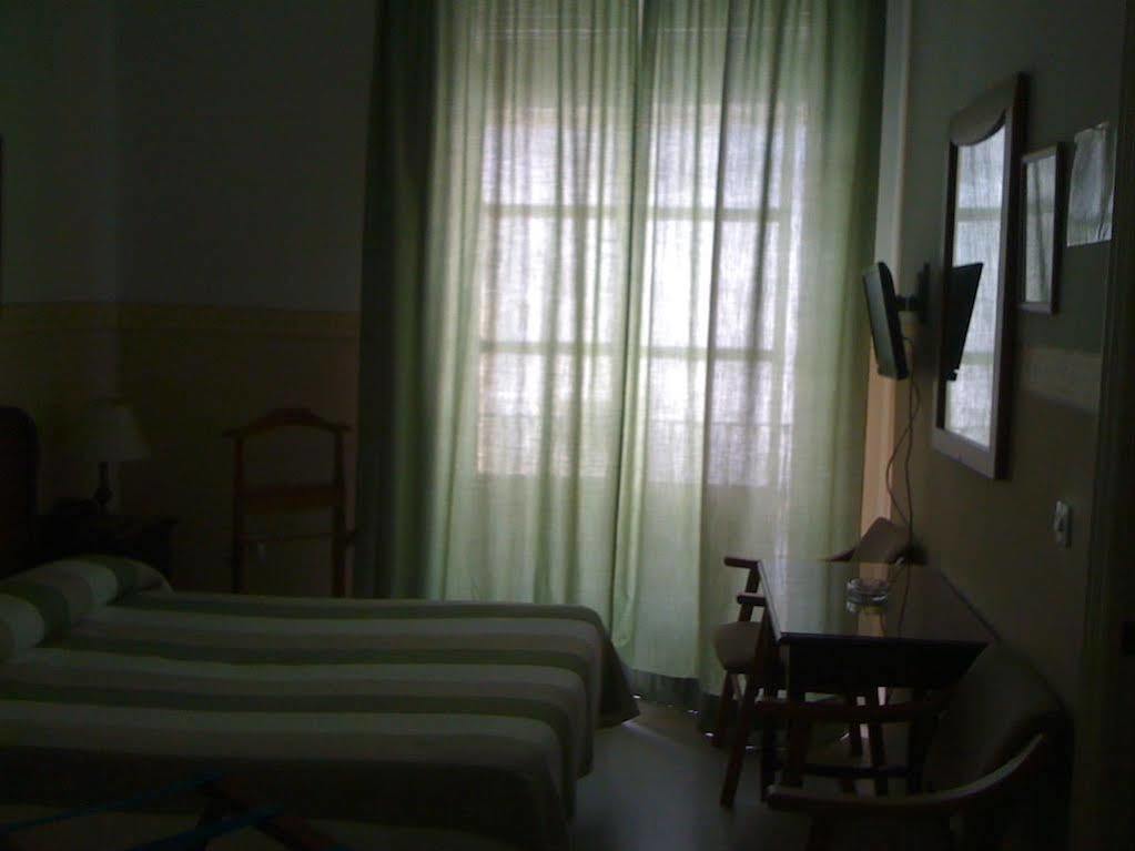 Nuevo Hotel Jerez de la Frontera Bagian luar foto